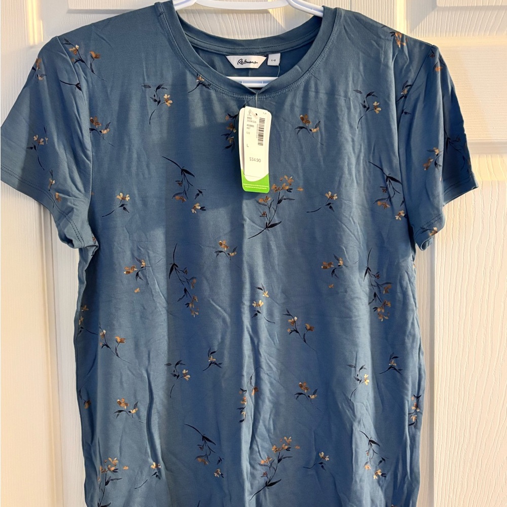$9 - NWT - Reitmans Blue Floral T-shirt
